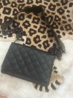 HAUTE SHORE Black Quilted Crossbody Bag with Chunky Chain Strap